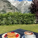 Le Reve Bed & Breakfast Courmayeur