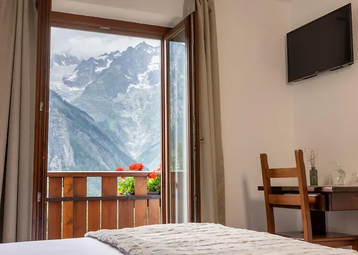 Nocleg ze śniadaniem Le Reve 3*